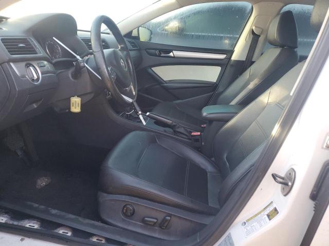 Photo 7 from auction – 2014 VOLKSWAGEN PASSAT S with VIN 1VWAT7A32EC038541