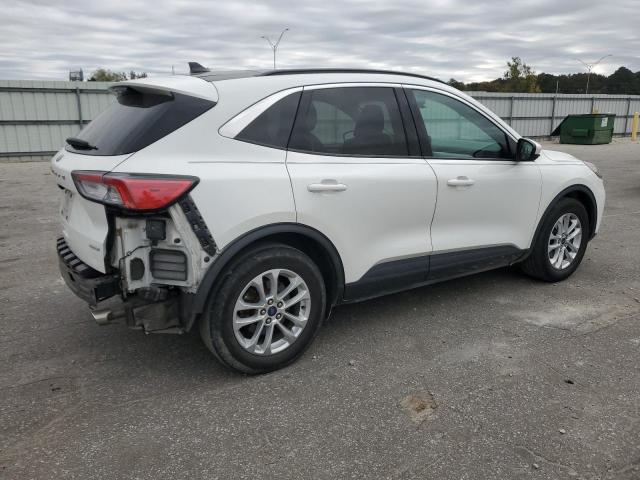 Photo 3 from auction – 2020 FORD ESCAPE SE with VIN 1FMCU0G69LUA07047