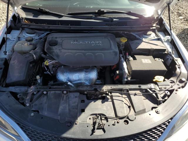 Photo 11 from auction – 2016 CHRYSLER 200 LIMITE with VIN 1C3CCCAB6GN153828