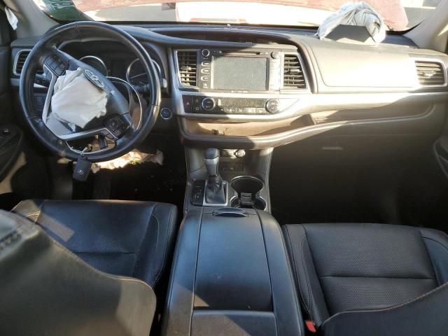 Photo 8 from auction – 2018 TOYOTA HIGHLANDER with VIN 5TDDGRFH7JS037401