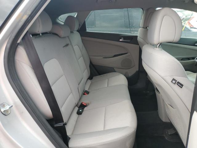 Photo 11 from auction – 2017 HYUNDAI TUCSON LIM with VIN KM8J33A29HU461632