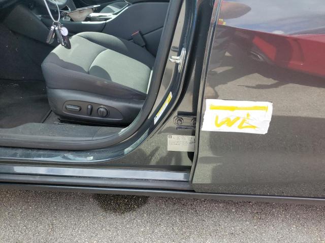 Photo 12 from auction – 2017 CHEVROLET MALIBU LT with VIN 1G1ZE5ST5HF225402
