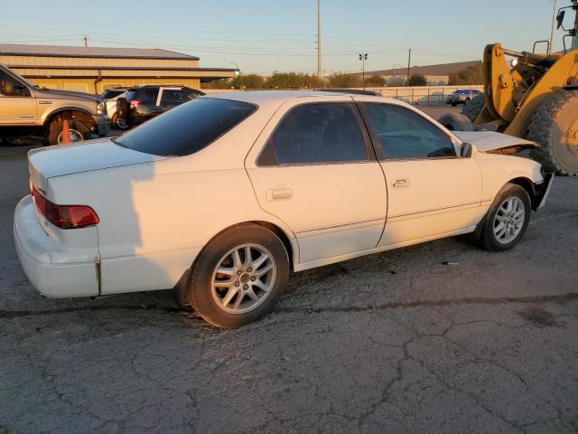 Photo 3 from auction – 2000 TOYOTA CAMRY LE with VIN 4T1BF28KXYU936829