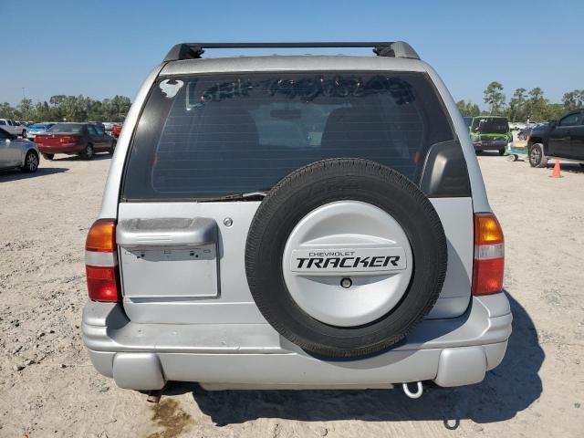 Photo 6 from auction – 2000 CHEVROLET TRACKER with VIN 2CNBE13C7Y6916047