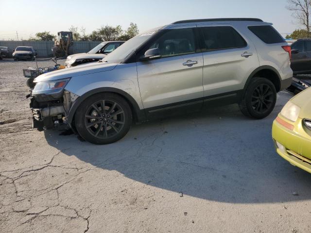 FORD EXPLORER X 2017 with VIN 1FM5K8D84HGB91368 - Photo from auction
