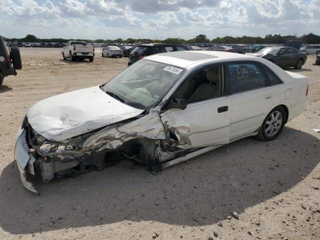 TOYOTA AVALON XL 2000 with VIN 4T1BF28B6YU071762 - Photo from auction