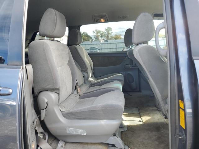 Photo 11 from auction – 2010 TOYOTA SIENNA CE with VIN 5TDKK4CCXAS299091