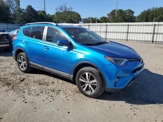Photo 4 from auction – 2017 TOYOTA RAV4 XLE with VIN JTMWFREV8HJ120815