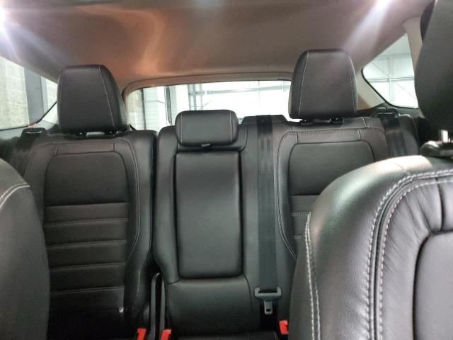 Photo 10 from auction – 2018 FORD ESCAPE SEL with VIN 1FMCU9HD3JUC70682