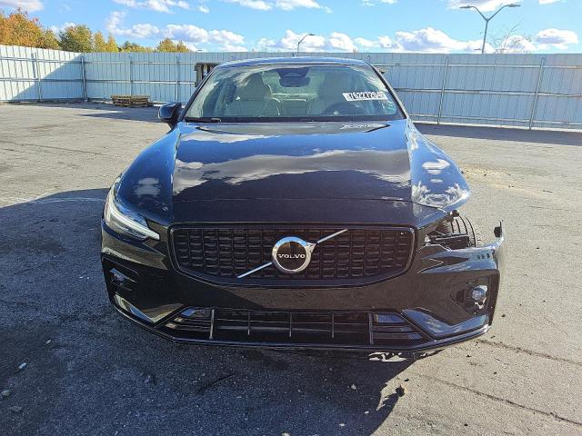 Photo 5 from auction – 2024 VOLVO S60 CORE with VIN 7JRL12FK7RG280908