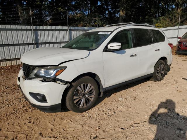 NISSAN PATHFINDER 2017 with VIN 5N1DR2MN0HC684613 - Photo from auction