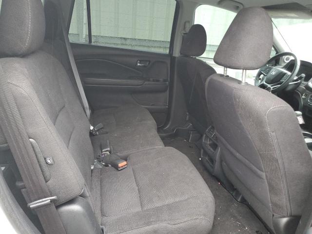Photo 11 from auction – 2019 HONDA PILOT LX with VIN 5FNYF5H15KB028263