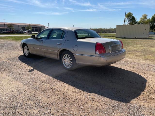 Photo 3 from auction – 2003 LINCOLN TOWN CAR E with VIN 1LNHM81W63Y671926