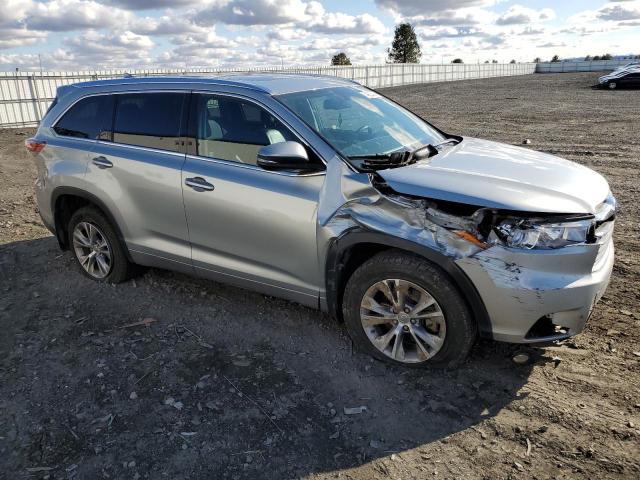 Photo 4 from auction – 2015 TOYOTA HIGHLANDER with VIN 5TDJKRFH6FS072438