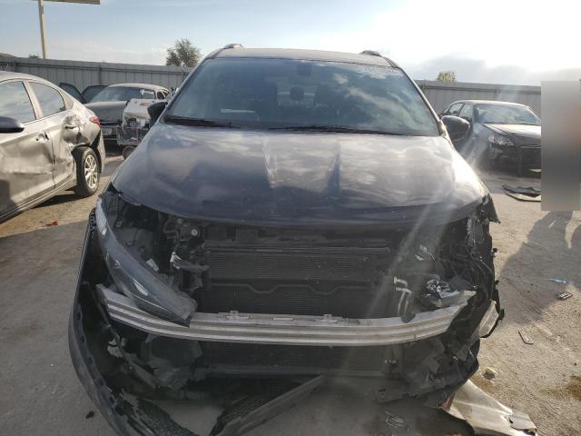 Photo 5 from auction – 2017 CHRYSLER PACIFICA T with VIN 2C4RC1EG2HR622871