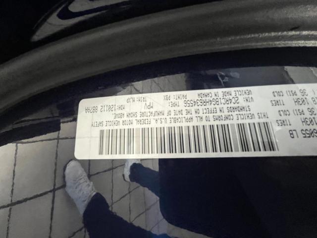 Photo 10 from auction – 2017 CHRYSLER PACIFICA T with VIN 2C4RC1BG4HR634556