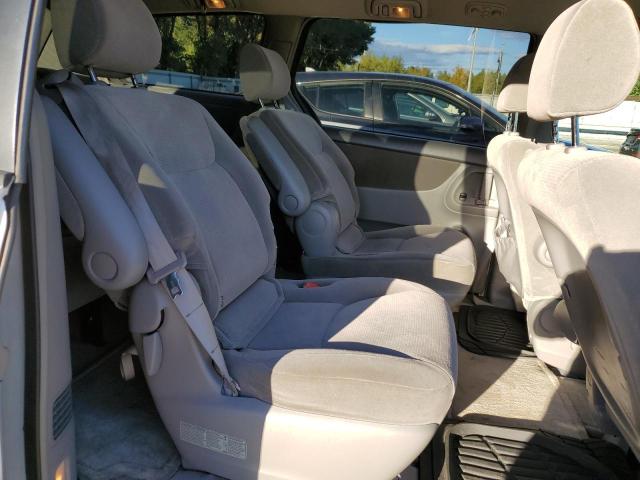 Photo 11 from auction – 2004 TOYOTA SIENNA CE with VIN 5TDZA23C24S166948