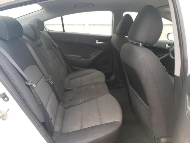 Photo 10 from auction – 2018 KIA FORTE LX with VIN 3KPFL4A72JE276256