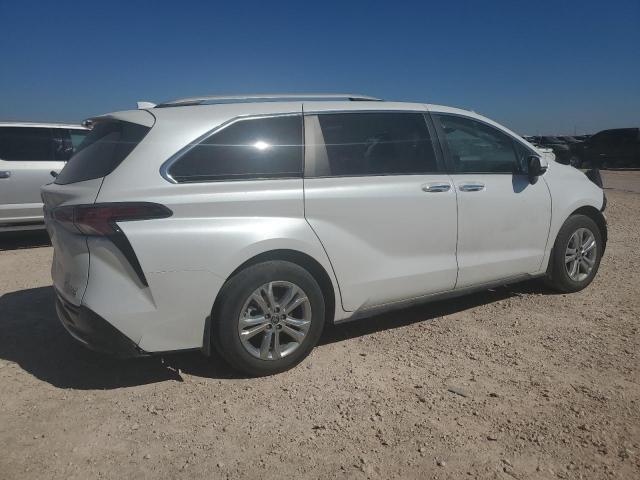 Photo 3 from auction – 2023 TOYOTA SIENNA LIM with VIN 5TDESKFC2PS089557
