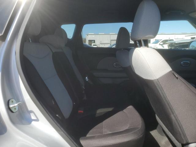 Photo 10 from auction – 2016 KIA SOUL with VIN KNDJN2A24G7821833