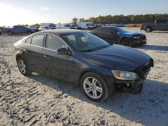 Photo 4 from auction – 2015 VOLVO S60 PREMIE with VIN YV140MFK1F1355760