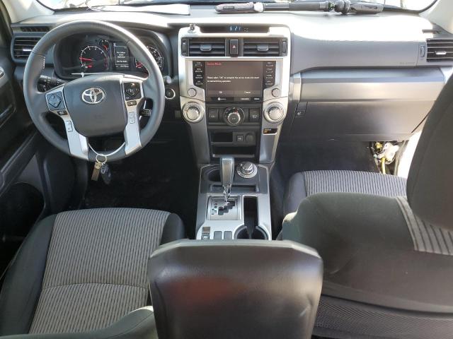 Photo 8 from auction – 2022 TOYOTA 4RUNNER SR with VIN JTEMU5JR9N6071195