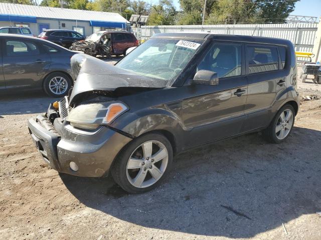 KIA SOUL + 2011 с VIN KNDJT2A23B7319247 - Снимка от търг