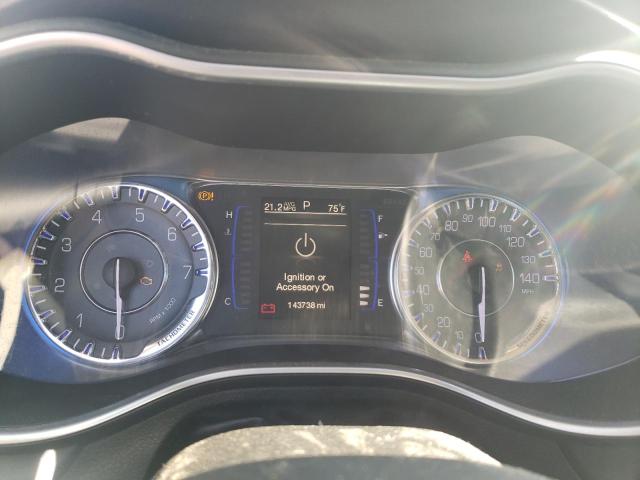 Photo 9 from auction – 2015 CHRYSLER 200 LIMITE with VIN 1C3CCCAB4FN697095
