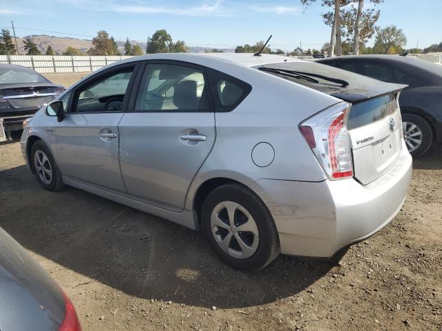 Photo 2 from auction – 2015 TOYOTA PRIUS with VIN JTDKN3DUXF0453219