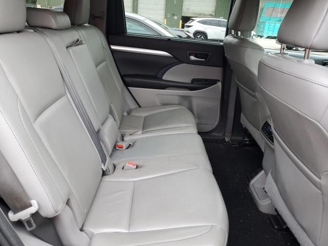 Photo 10 from auction – 2016 TOYOTA HIGHLANDER with VIN 5TDJKRFH2GS326986