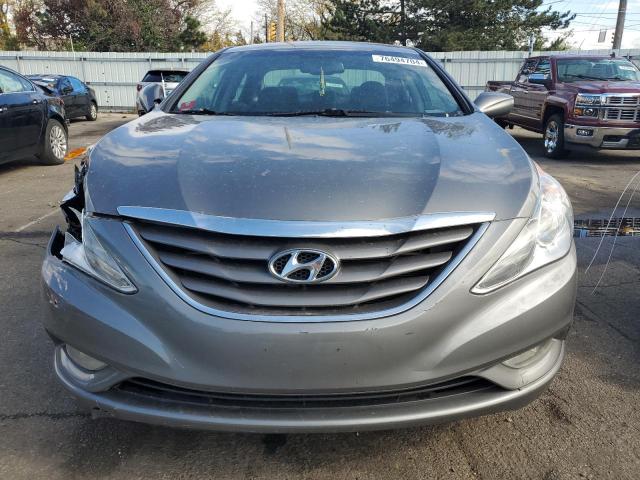 Photo 5 from auction – 2013 HYUNDAI SONATA GLS with VIN 5NPEB4AC8DH728898
