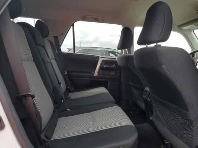 Photo 11 from auction – 2024 TOYOTA 4RUNNER SR with VIN JTEEU5JR5R5312394