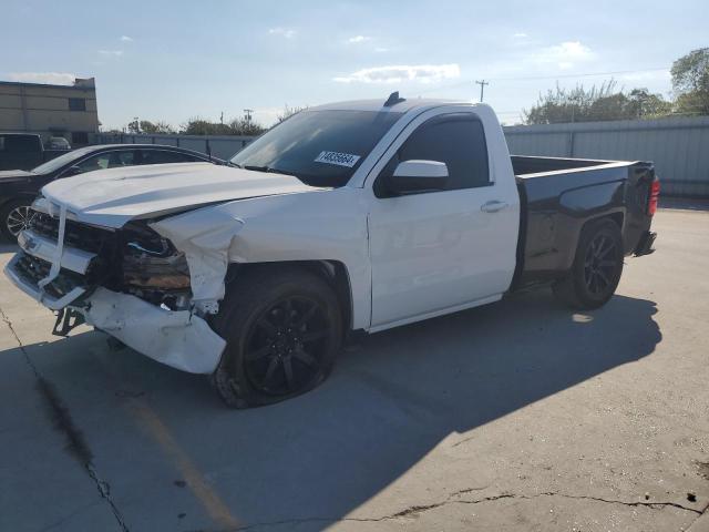 CHEVROLET SILVERADO 2018 with VIN 1GCNCNEC6JZ280369 - Photo from auction