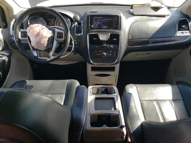Photo 8 from auction – 2016 CHRYSLER TOWN & COU with VIN 2C4RC1BG0GR175430