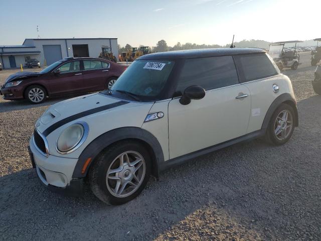 MINI COOPER S 2008 مع رقم تعريف المركبة WMWMF735X8TV38115 - صورة من المزاد