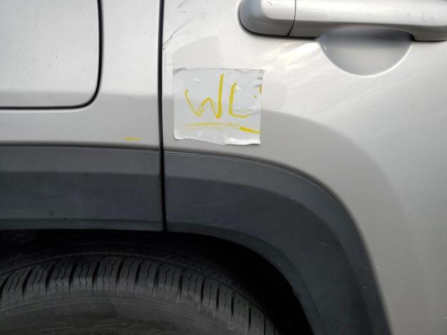 Photo 13 from auction – 2018 JEEP RENEGADE L with VIN ZACCJBBB9JPJ46054