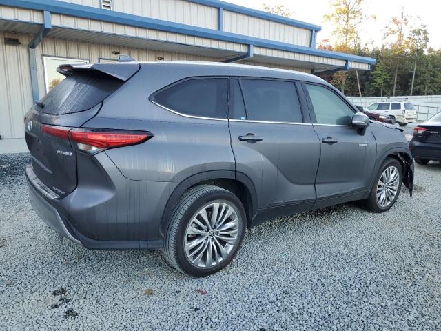 Photo 3 from auction – 2021 TOYOTA HIGHLANDER with VIN 5TDFARAH8MS008026