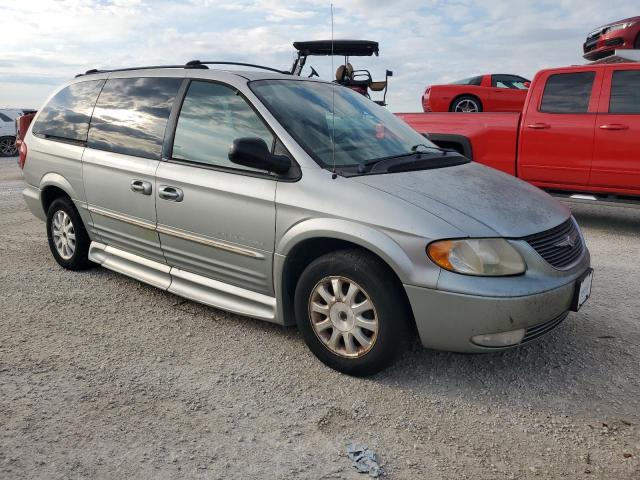 Photo 4 from auction – 2003 CHRYSLER TOWN & COU with VIN 2C4GP54LX3R360429