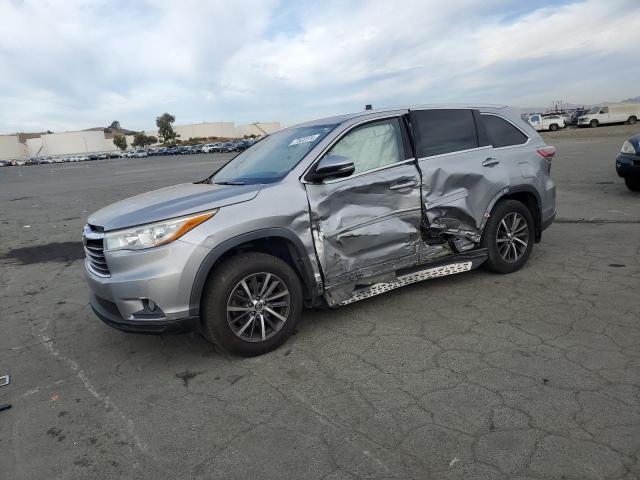 TOYOTA HIGHLANDER 2016 with VIN 5TDJKRFH6GS265934 - Photo from auction