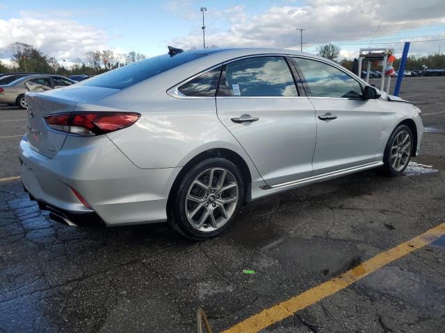Photo 3 from auction – 2019 HYUNDAI SONATA LIM with VIN 5NPE34AB2KH820431