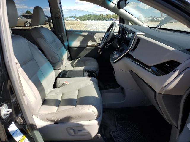 Photo 7 from auction – 2016 TOYOTA SIENNA XLE with VIN 5TDDK3DC3GS145686