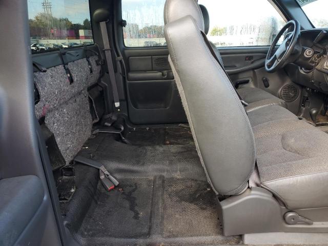 Photo 10 from auction – 2003 CHEVROLET SILVERADO with VIN 1GCEK19T23E159130