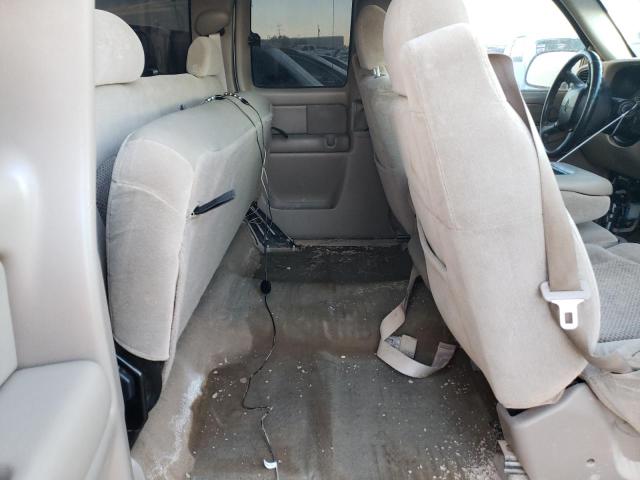 Photo 10 from auction – 2002 CHEVROLET SILVERADO with VIN 2GCEC19T221329693