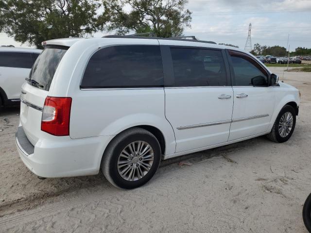 Photo 3 from auction – 2016 CHRYSLER TOWN & COU with VIN 2C4RC1CG9GR128072