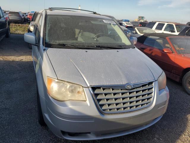 Photo 5 from auction – 2010 CHRYSLER TOWN & COU with VIN 2A4RR5D14AR240456