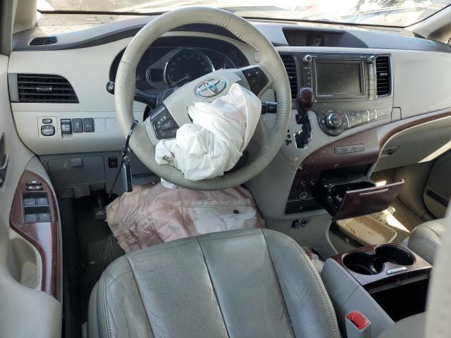 Photo 8 from auction – 2014 TOYOTA SIENNA XLE with VIN 5TDYK3DC9ES435350