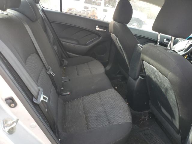 Photo 10 from auction – 2018 KIA FORTE LX with VIN 3KPFK4A76JE202504