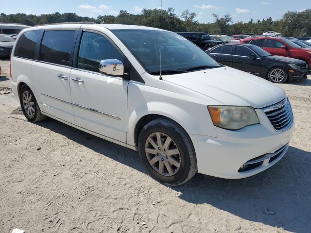 Photo 4 from auction – 2011 CHRYSLER TOWN & COU with VIN 2A4RR8DG2BR682286