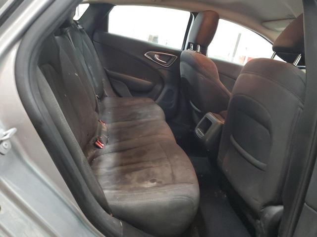 Photo 10 from auction – 2015 CHRYSLER 200 LIMITE with VIN 1C3CCCAB9FN676016