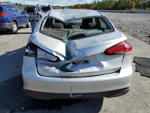 Photo 6 from auction – 2017 KIA FORTE LX with VIN 3KPFK4A75HE123500